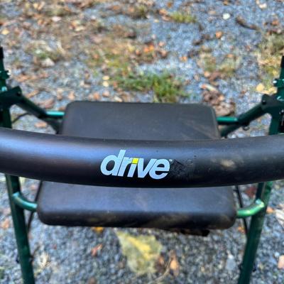 260 Drive Walker with hand brakes
