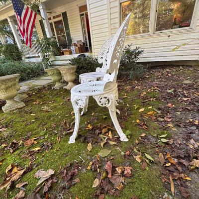 262 Pair of White Cast Aluminum Garden Chairs