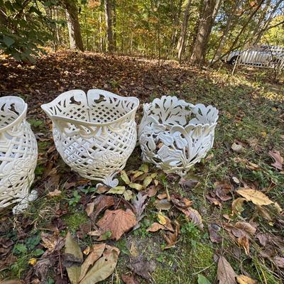 263 Set of 4 Cast Aluminum Flower Pots