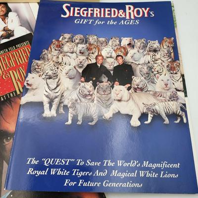 Siegfried & Roy Hardback Little Bavaria & More Lot #1