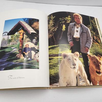 Siegfried & Roy Hardback Little Bavaria & More Lot #1