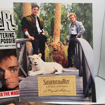 Siegfried & Roy Mastering The Impossible - Hardback Book & More Lot #2