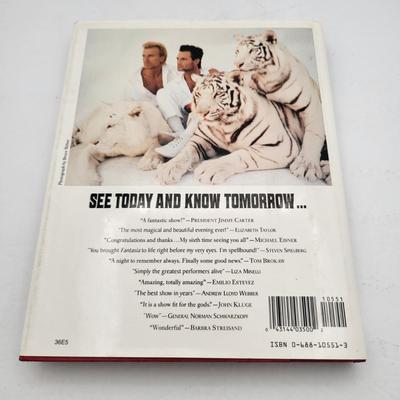 Siegfried & Roy Mastering The Impossible - Hardback Book & More Lot #2