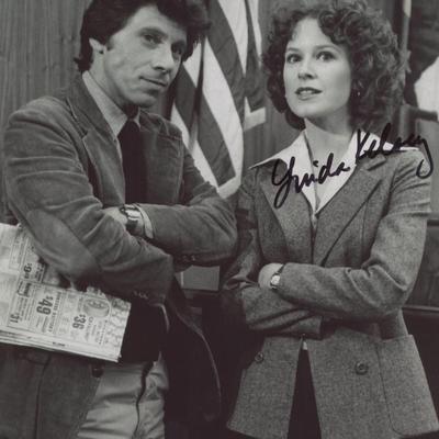 Linda Kelsey signed photo