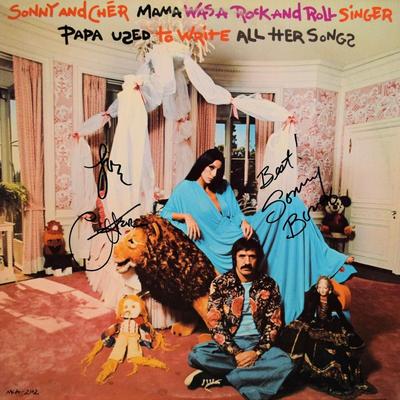 Sonny & Cher signed Mama Was A Rock And Roll Singer Papa Used To Write All Ther Songs album. 