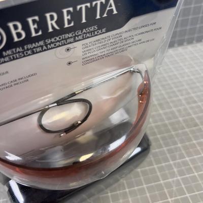 Berretta Shotting Glasses with Case