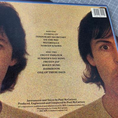 (4) Paul McCartney 