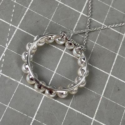 Round Peal Pendant on Silver Chain