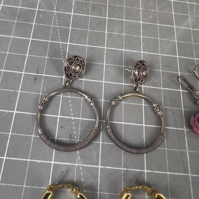 4 Sets of Earrings   - WOW! 