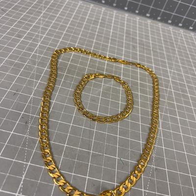 Set: Necklace and Bracelet by XUPING  
