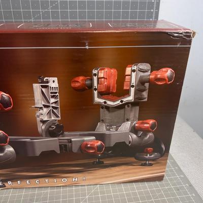 TIPTON Ultra Gun Vice, New in the Box. 