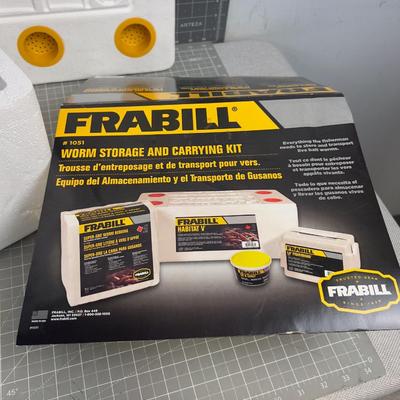 FRABILL Worm Storage and Carrying kit