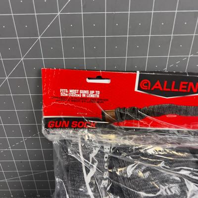 6 Pack of Gun Socks 