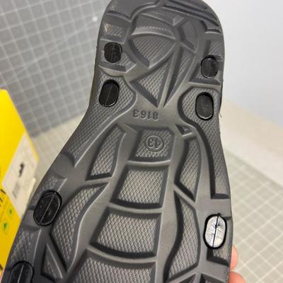 (2) TAMARAK Size 10 Men's Sandals