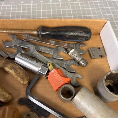 Tray full of Tools: Sockets, Wrenches, Tin Snips