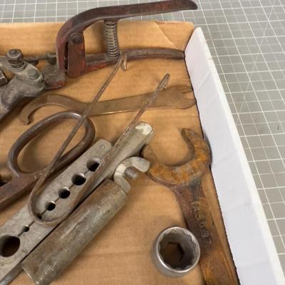 Tray full of Tools: Wrench, Cutters And Sockets