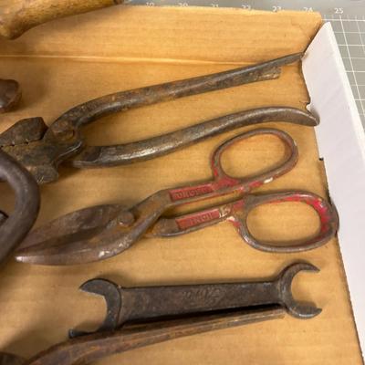 Tray full of Tools: Nail Pullers, Ford Wrench and Drill