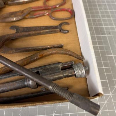 Tray full of Tools: Nail Pullers, Ford Wrench and Drill