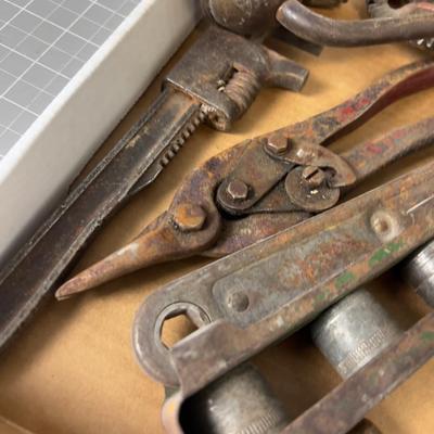 Tray full of Tools: Nail Pullers, Ford Wrench and Drill
