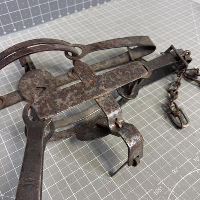 Victor Zero Spring Hold Leg Traps No. 4 