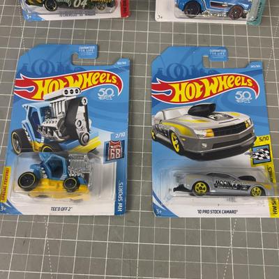 4 NEW Hot Wheels On the Card