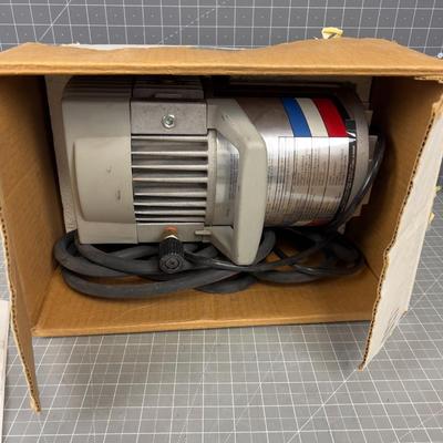 3/4 HP Air Compressor LIKE NEW