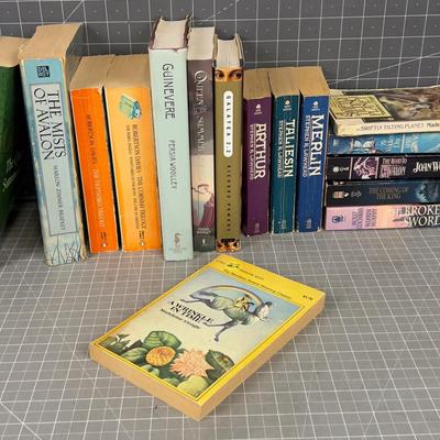 Used Book Lot, Fantasy