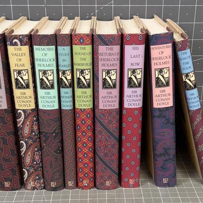 Sherlock Holms by Sir Arthur Coleman Doyle 