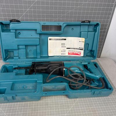 Makita Sawzall with case