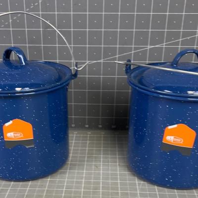 2 GSI Enamel Cook Pots With Lids 