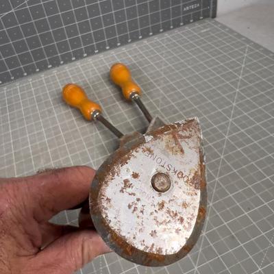 Brookstone Scraper Shaper Tools for Artful things like clay