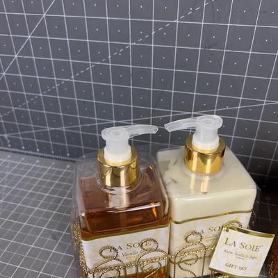 2 Sets of Hand Lotion Gift Sets