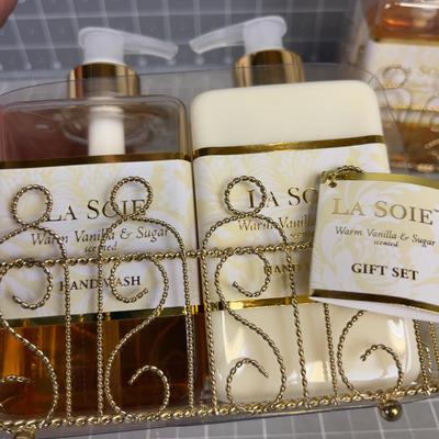 2 Sets of Hand Lotion Gift Sets