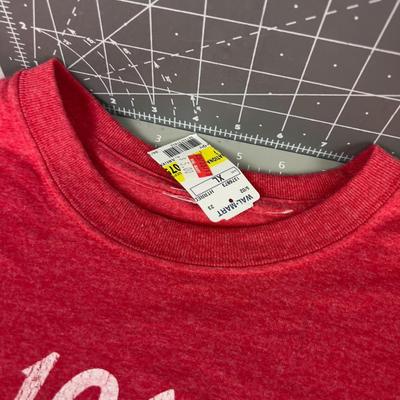 (4) Hawaiian and T-Shirts 