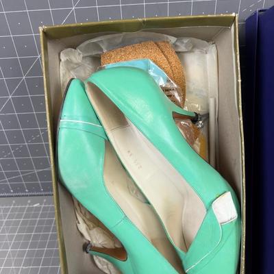 HEELS: Teal, Gold and Fuchsia Size 8