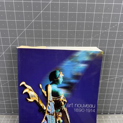 2 Book Art Nouveau and Arts & Crafts