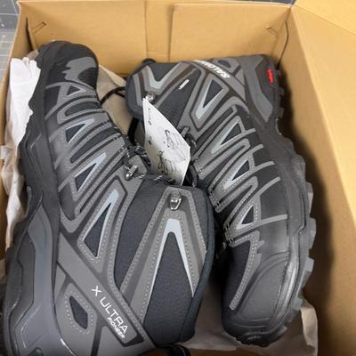 Salomon Men's Size 9-1/2 Show