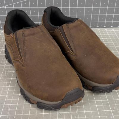 Brown Merrill's MEN'S Size 8 No Box