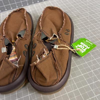 SANUK Vagabond NEW Men's Size 10 Shoe Brown
