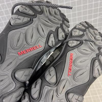 New Men's Merrell's Gray Size 8 