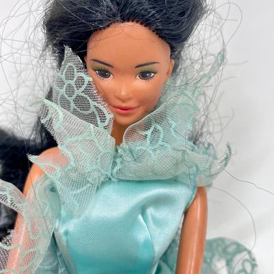 Barbie Lot - 2 Mattel dolls - Brunette Barbie marked 1992 and Teenage Barbie? marked 1987