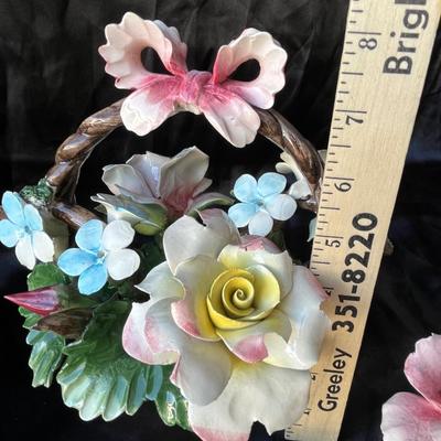 Lot 2 Capio Di Monte flower arrangements