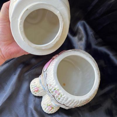 Lot 3 Shawnee Cat cookie jar