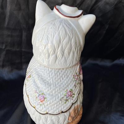 Lot 3 Shawnee Cat cookie jar