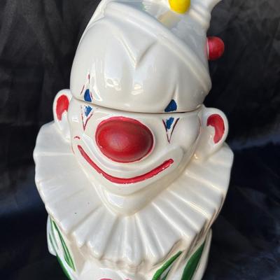 Lot 4 McCoy Clown bust Cookie Jar