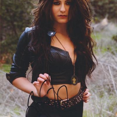 Scout Taylor-Compton signed photo