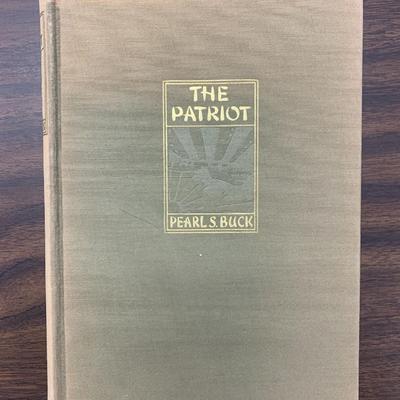 Pearl S. Buck signed note and book