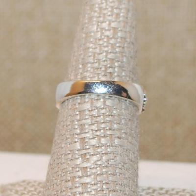 Size 7½ Colorful "Sunflowers & Dragonflies" Ring on a Silver Tone Band (3.8g)