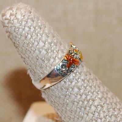 Size 7½ Colorful "Sunflowers & Dragonflies" Ring on a Silver Tone Band (3.8g)