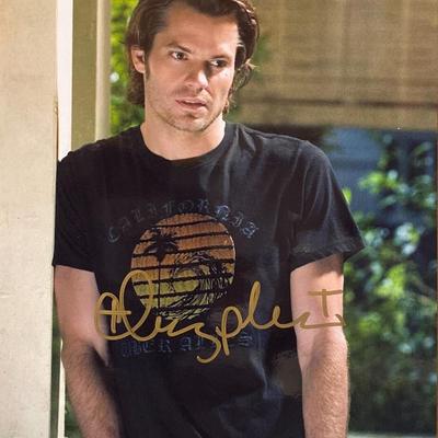 Timothy Olyphant signed photo